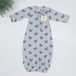 NWT 0/3 Kate Quinn Blue Squirrel Print Baby Sleep Sack Gown